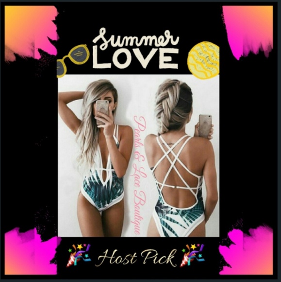 HP🎉🎉🆕️☀️🌴Tropical Palm Leaf Swimsuit - Picture 2 of 8